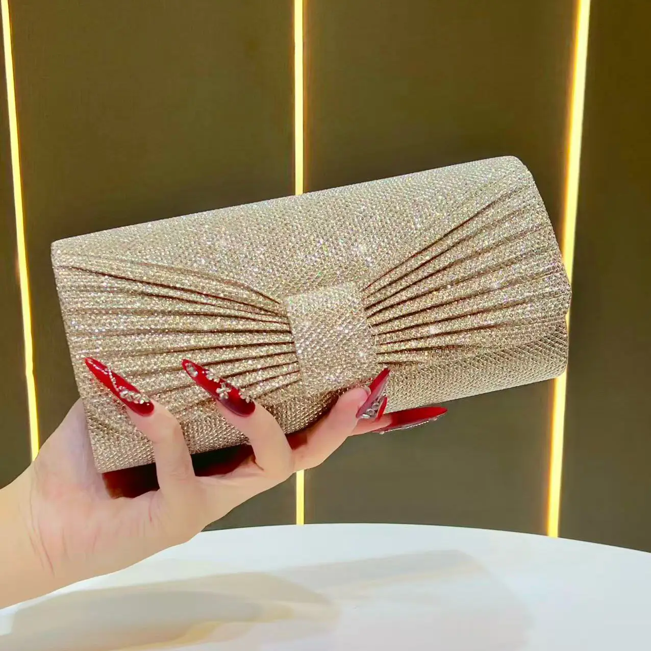 Shiny Chain Crossbody Bag for Ladies - Image 2
