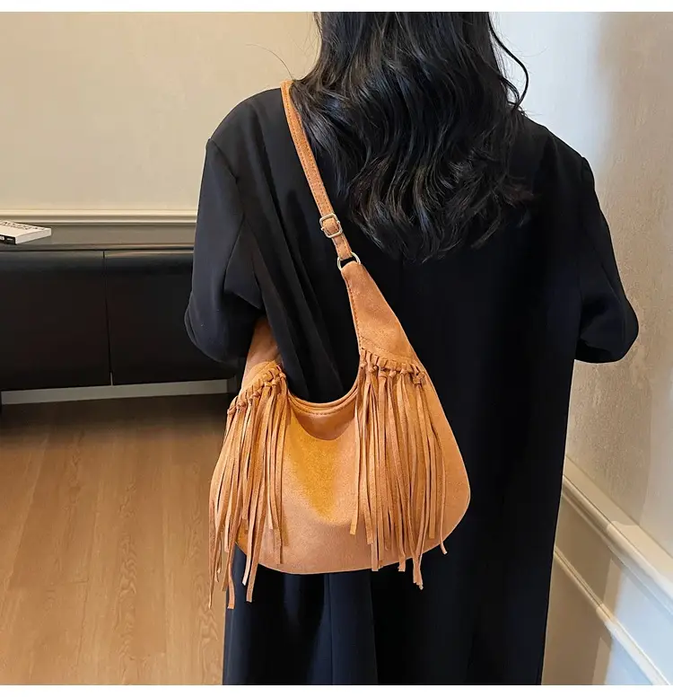 Brown Fringed Suede Handbag for Women 2026 — feature 11