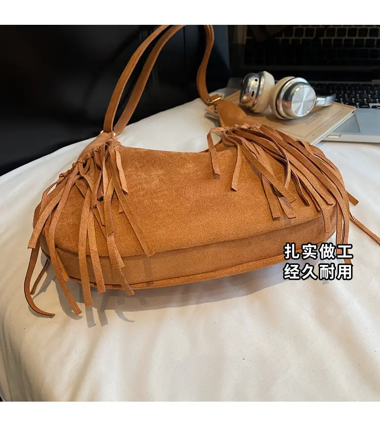 Brown Fringed Suede Handbag for Women 2026 — feature 6