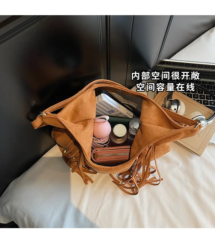 Brown Fringed Suede Handbag for Women 2026 — feature 7