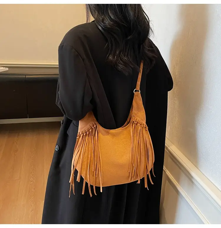 Brown Fringed Suede Handbag for Women 2026 — feature 9