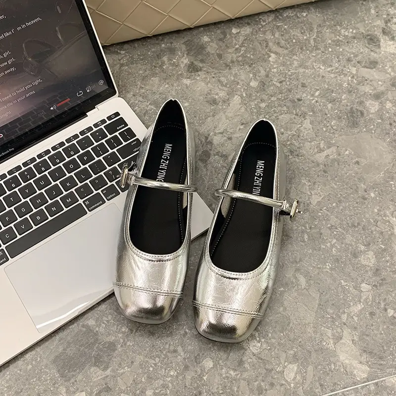 French Classic Small Fragrance Shallow Mouth Shoes for Women Spring and Summer New Flat Shoes Gentle and Fashionable One-Line Buckle Mary Jane Shoes - Image 3