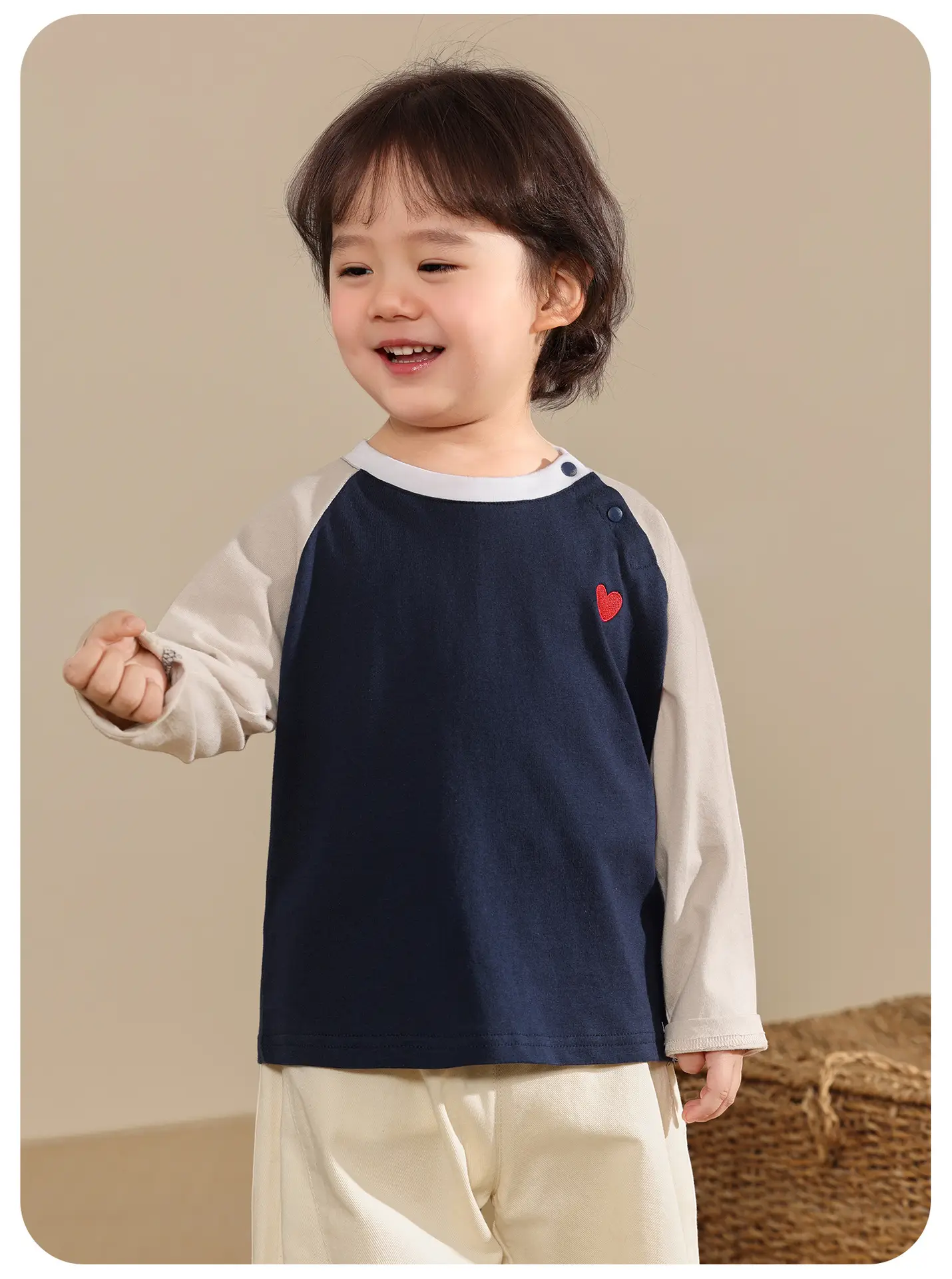 Kaka Panda Boys Long Sleeve T-Shirt White Mint Heart Print — feature 8