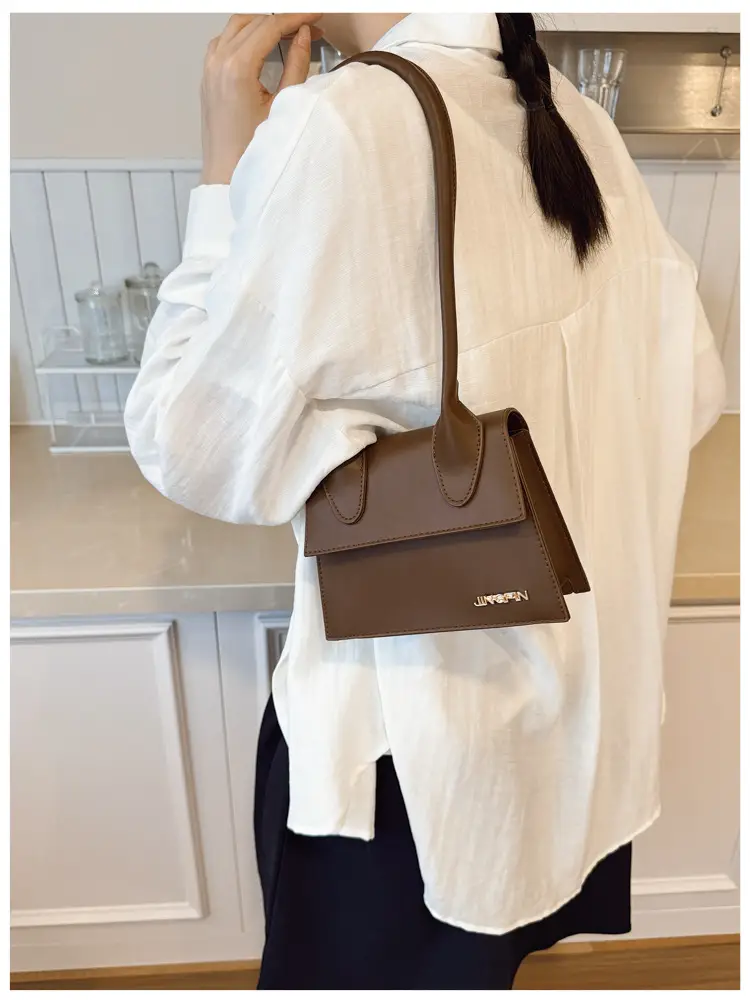White Crossbody Shoulder Bag for Women 2025 — feature 31