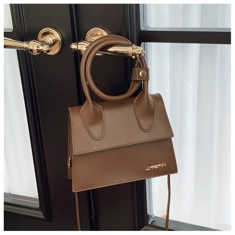 White Crossbody Shoulder Bag for Women 2025 — feature 45
