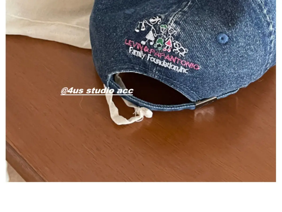 Women Cartoon Embroidered Baseball Cap Blue Duckbill — feature 3