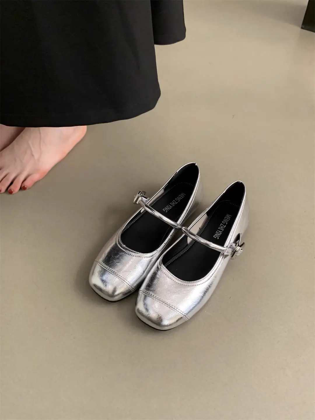Square Toe Shallow Mouth Versatile Flats Silver Mary Jane Shoes for Women 2025 New Summer French Style Small Leather Shoes with Skirts - Image 3