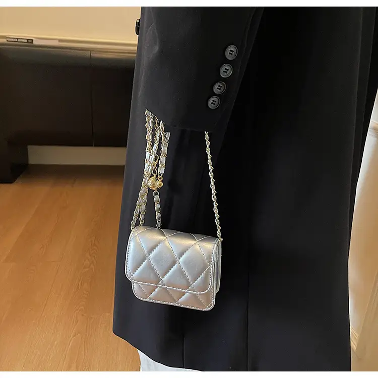Silver Rhombus Chain Shoulder Bag for Women — feature 43