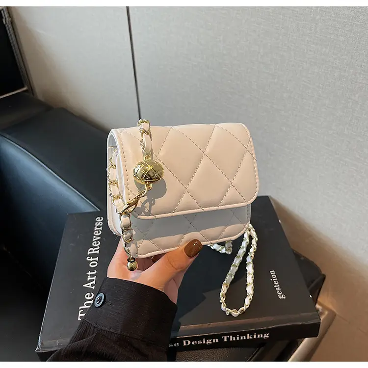 Women Quilted Gold Chain Crossbody Bag — feature 24