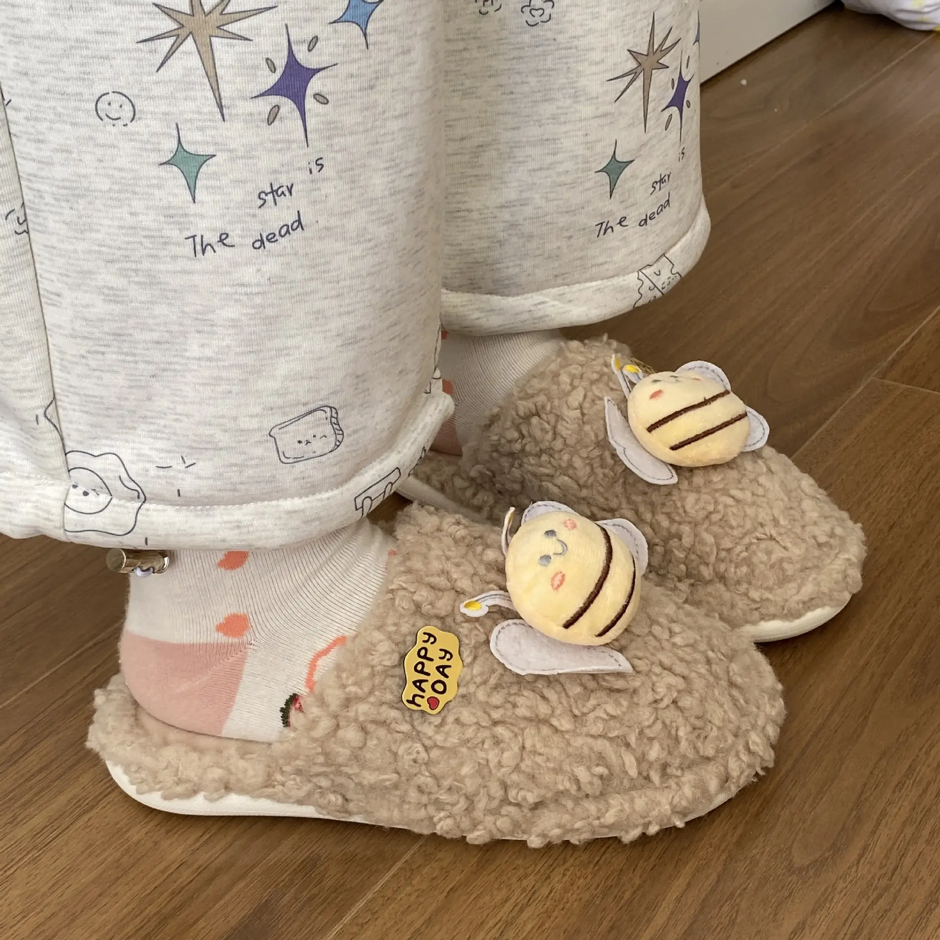 Winter Stuffed Cotton Shoes for Girls Anti-Slip Indoor Slippers - Image 7