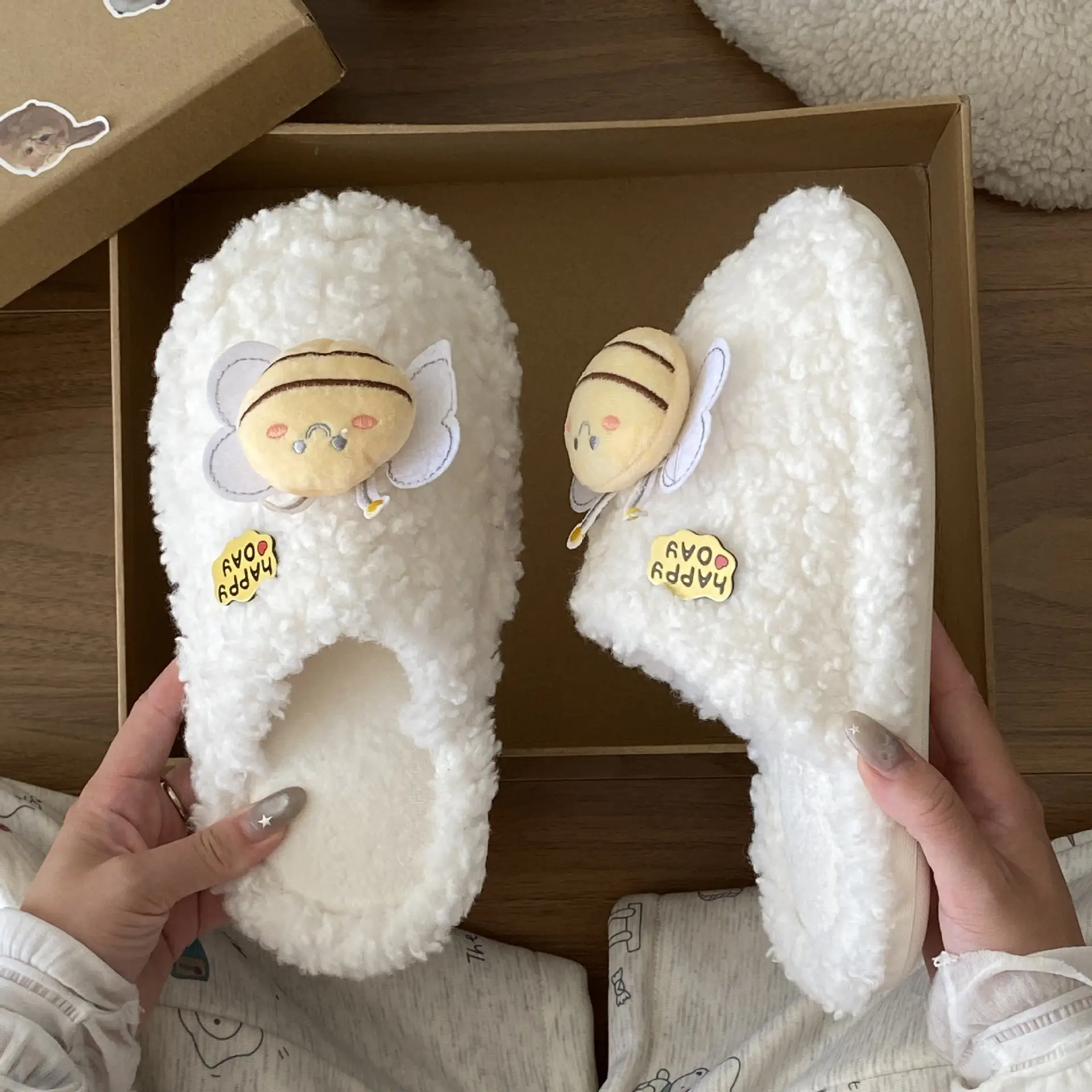 Winter Stuffed Cotton Shoes for Girls Anti-Slip Indoor Slippers — feature 11