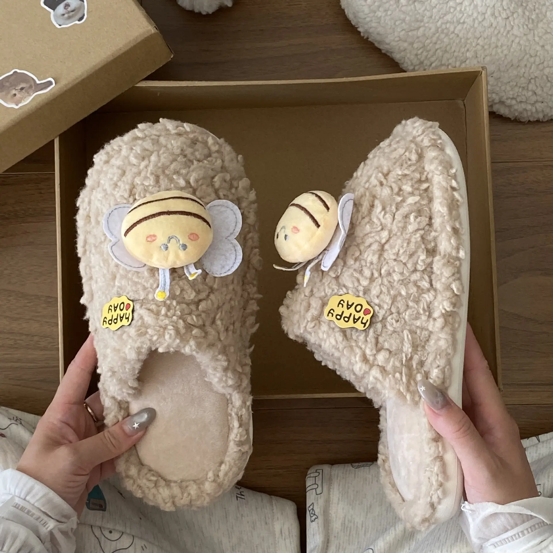 Winter Stuffed Cotton Shoes for Girls Anti-Slip Indoor Slippers — feature 12