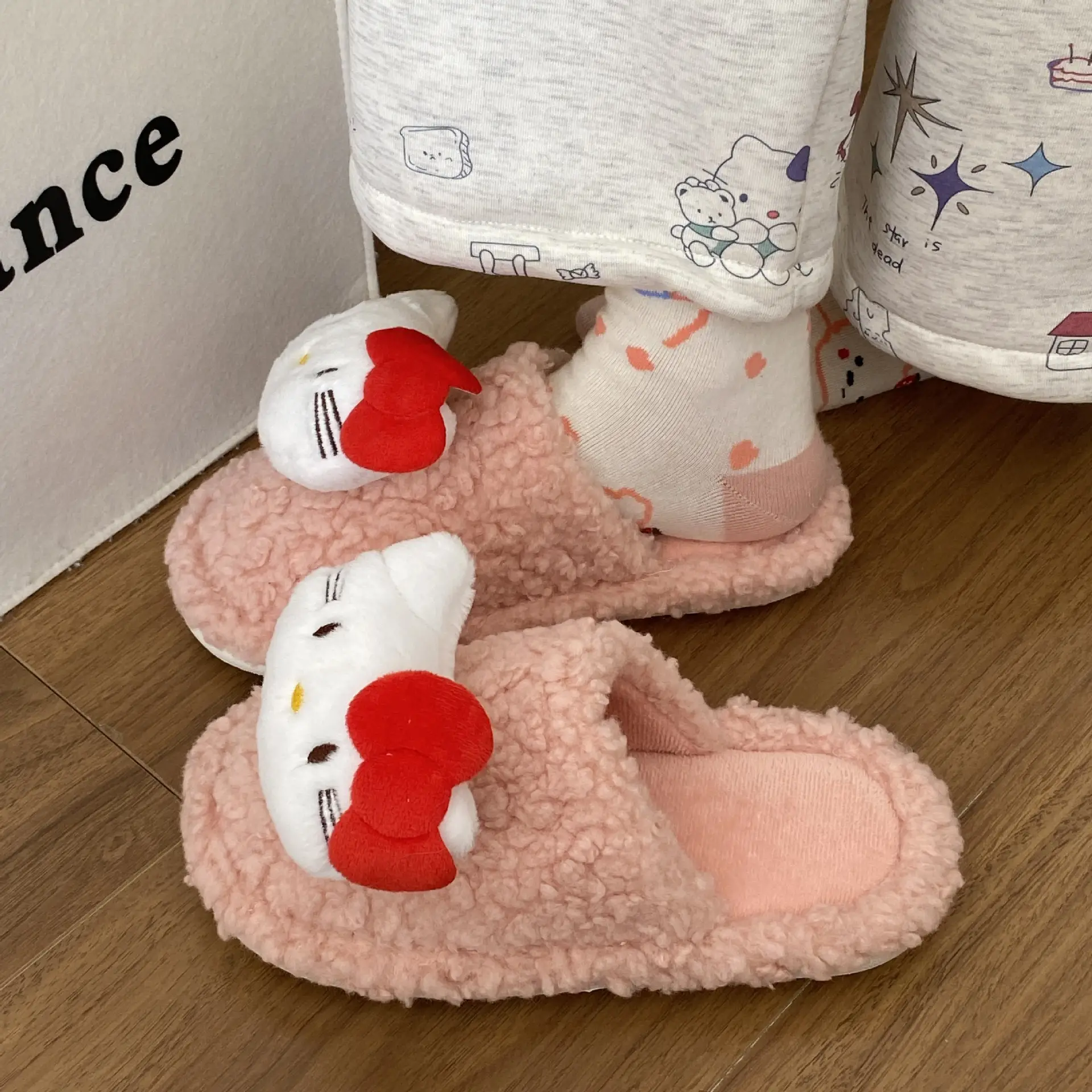Hello Kitty Stuffed Cotton Slippers Winter Warm Women