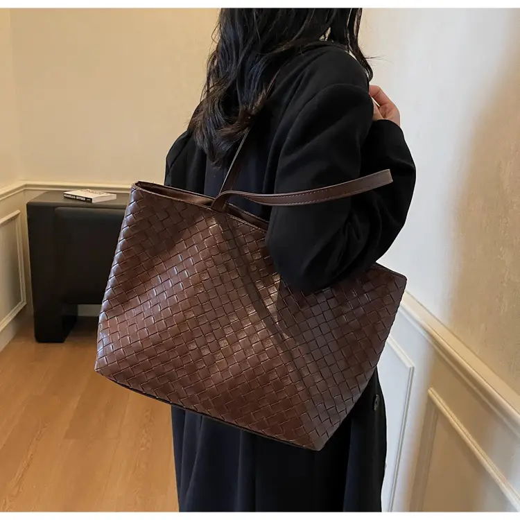 Women Woven Leather Shoulder Bag Large Fashion Tote — feature 19