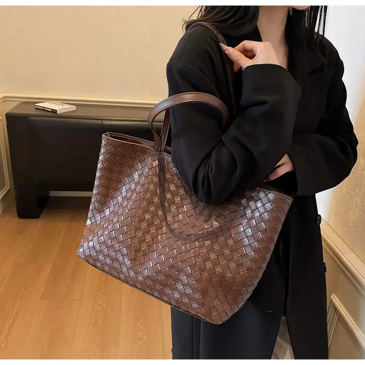 Women Woven Leather Shoulder Bag Large Fashion Tote — feature 20