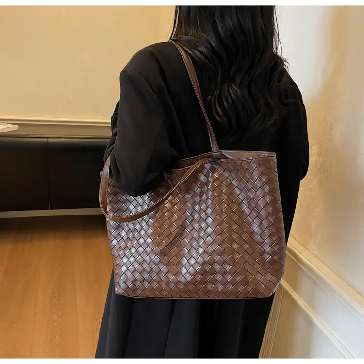 Women Woven Leather Shoulder Bag Large Fashion Tote — feature 21