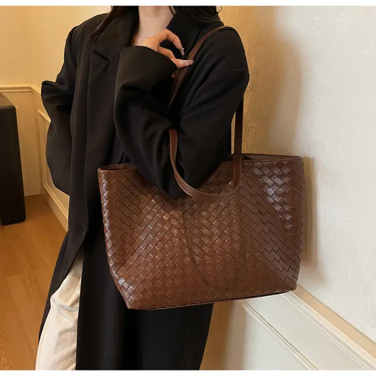 Women Woven Leather Shoulder Bag Large Fashion Tote — feature 22