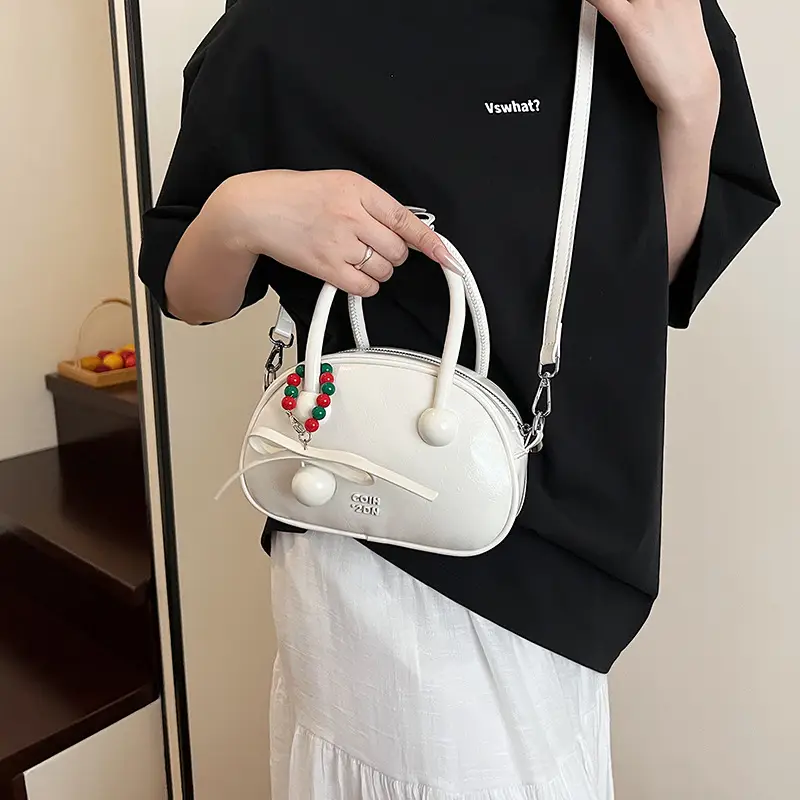 Red Embellished Women's Wedding Crossbody Bag - Image 6