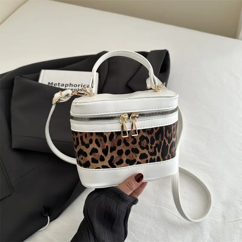 Leopard Print Crossbody Bag Black 2025 - Image 7