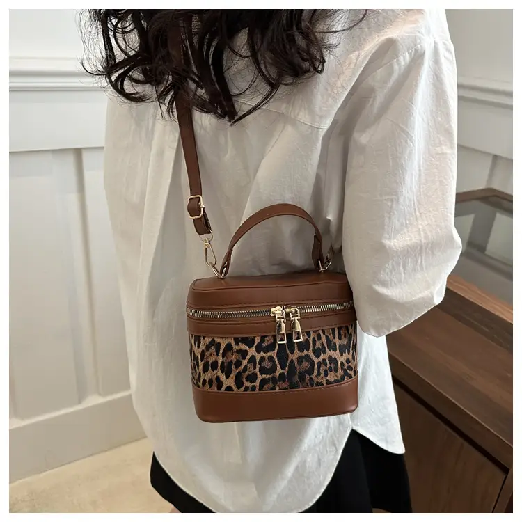 Leopard Print Crossbody Bag Black 2025 — feature 14