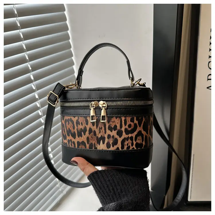 Leopard Print Crossbody Bag Black 2025 — feature 20