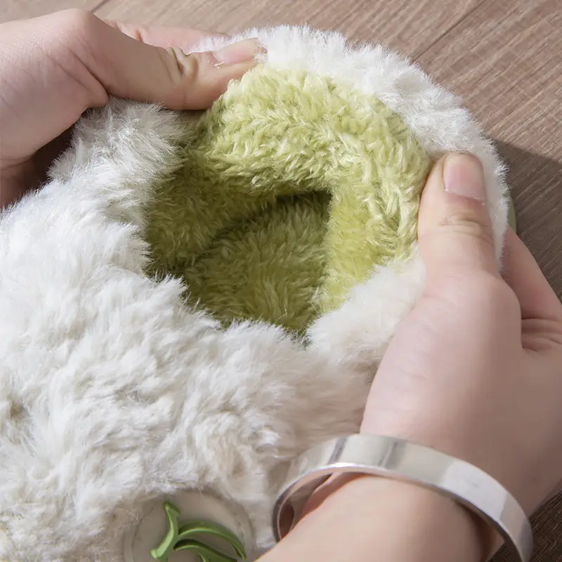 New Winter Bag-Heeled Cotton Slippers for Female Couples to Wear Outside and at Home, Fleece-Lined Warm Thick-Soled Non-Slip Furry Cotton Shoes for Men