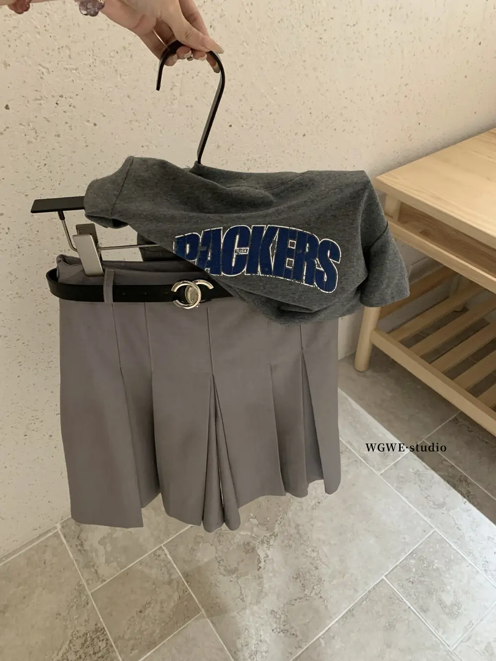 Korean Style Pleated Skirt Pants Grey Belted — feature 4