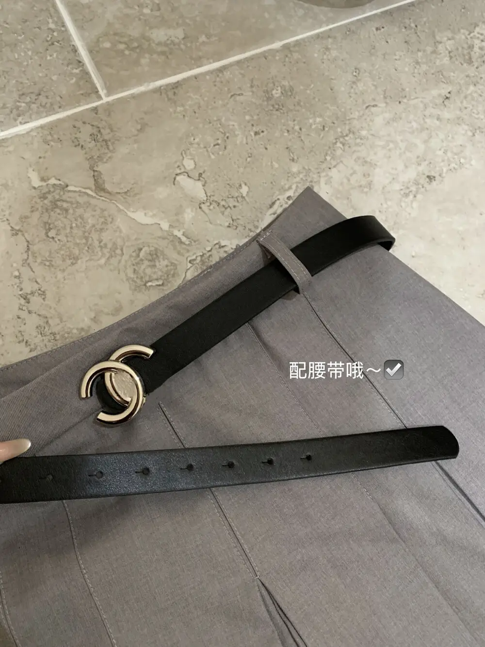 Korean Style Pleated Skirt Pants Grey Belted — feature 9
