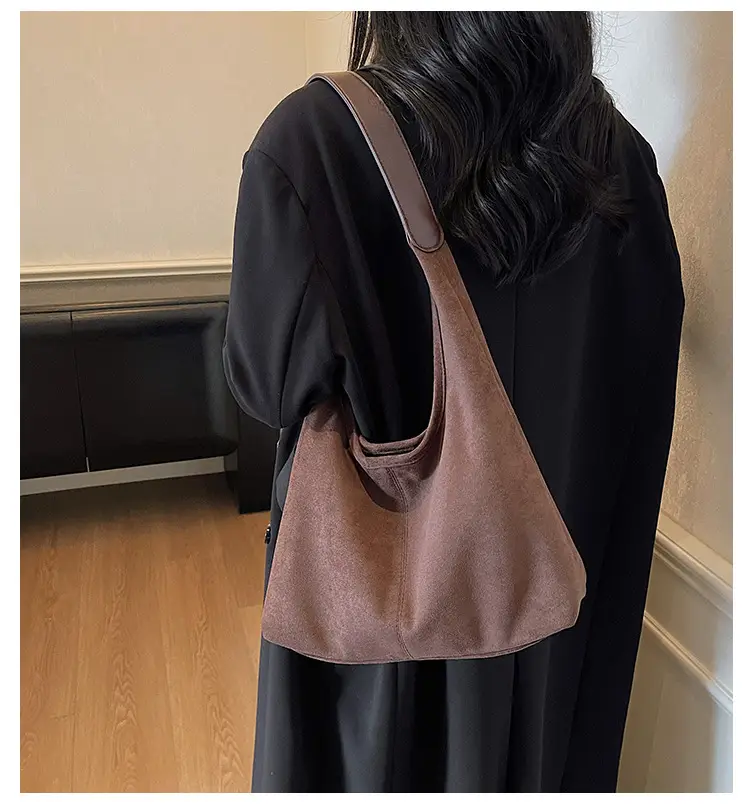 2025 Velvet Shoulder Bag Large Capacity Brown — feature 3