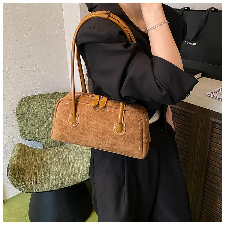 Women Retro Leather Velvet Shoulder Bag Boston 2026 — feature 1