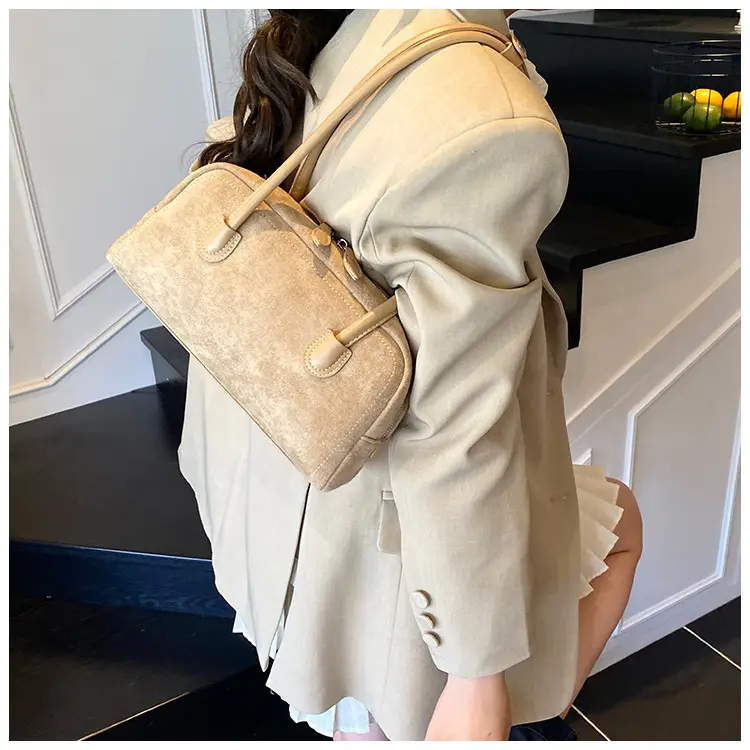 Women Retro Leather Velvet Shoulder Bag Boston 2026 — feature 30