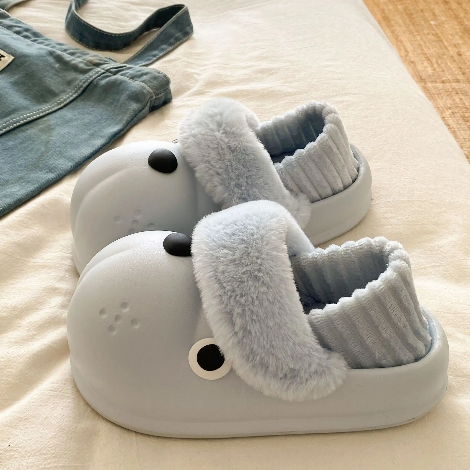 Red Plush High-Top Slippers for Women Winter Warm - Image 3