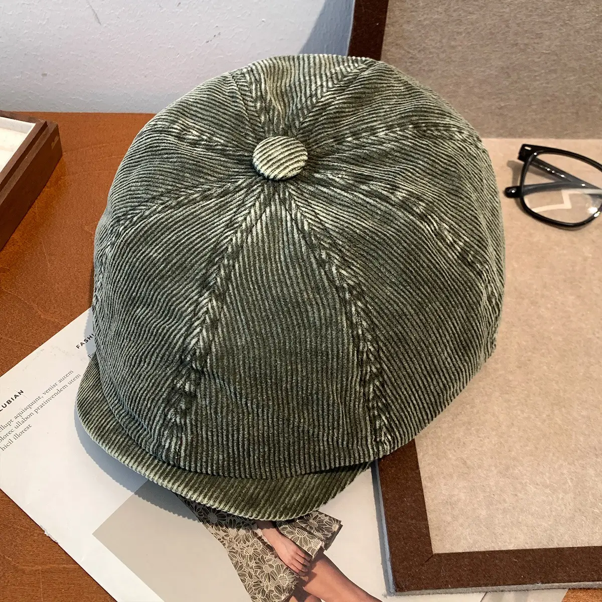 Women Japanese Retro Duckbill Beret Cap Black - Image 3