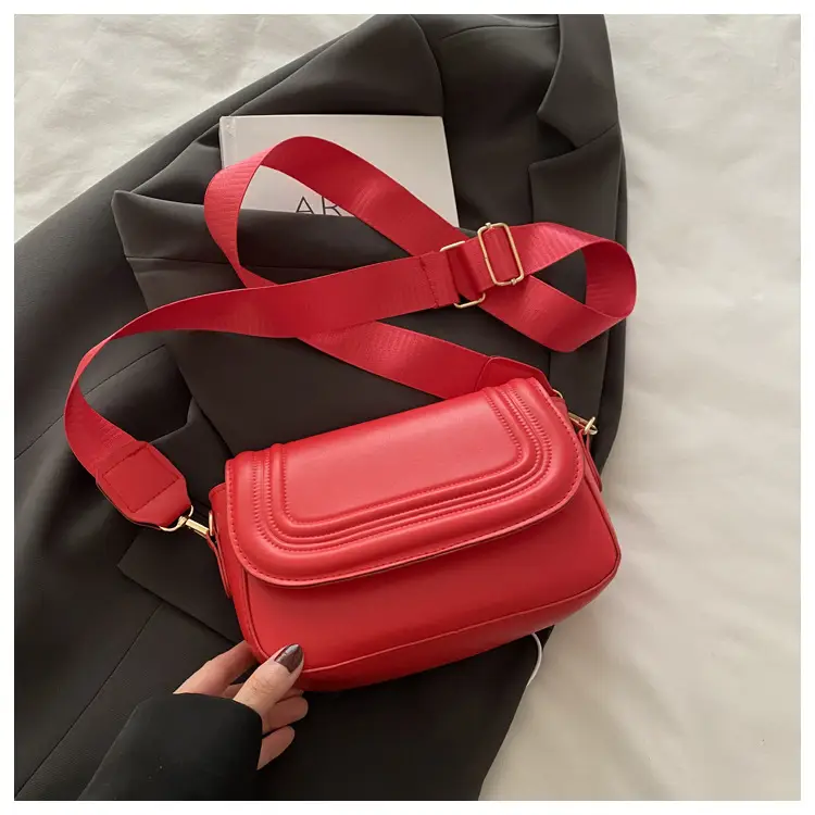 Beige Crossbody Shoulder Bag for Women 2025 — feature 11