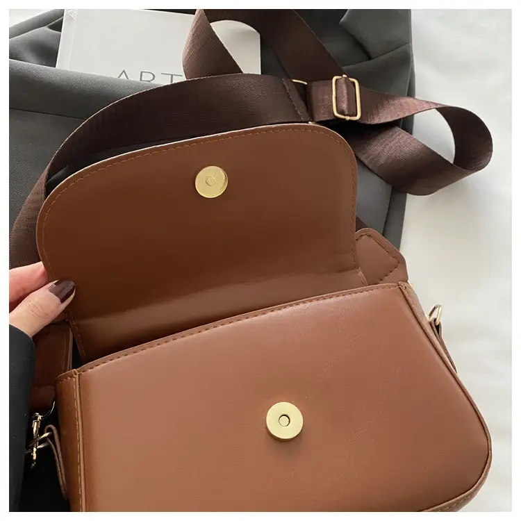 Beige Crossbody Shoulder Bag for Women 2025 — feature 20