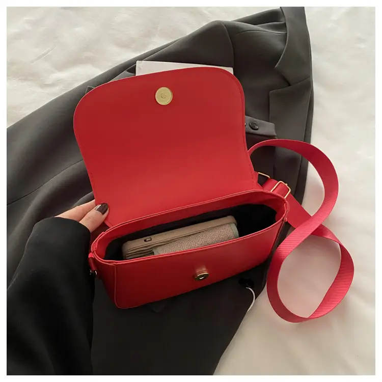 Beige Crossbody Shoulder Bag for Women 2025 — feature 23