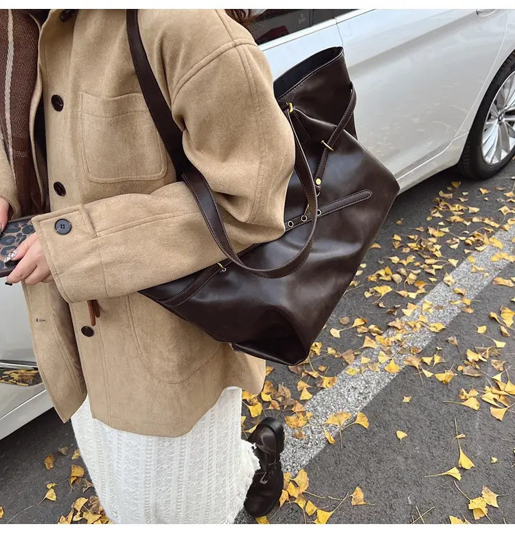 Women Korean Style Large Tote Bag Brown Leather — feature 21