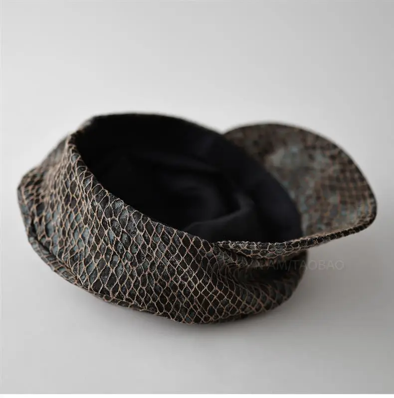 Women's Mesh Sun Hat with Grid Design — feature 2