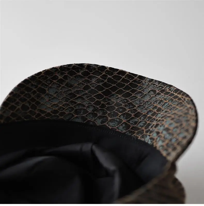 Women's Mesh Sun Hat with Grid Design — feature 5