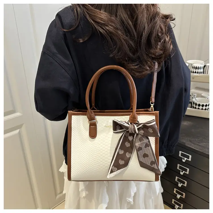 Silk Scarf 2025 Women's Textured Crossbody Bag — feature 12