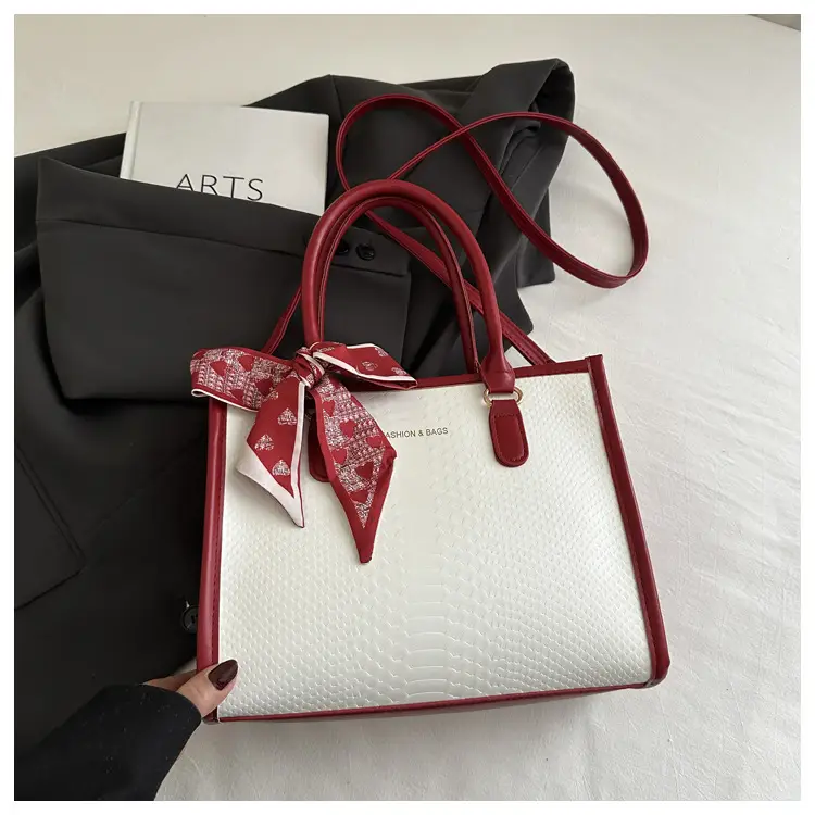 Silk Scarf 2025 Women's Textured Crossbody Bag — feature 19