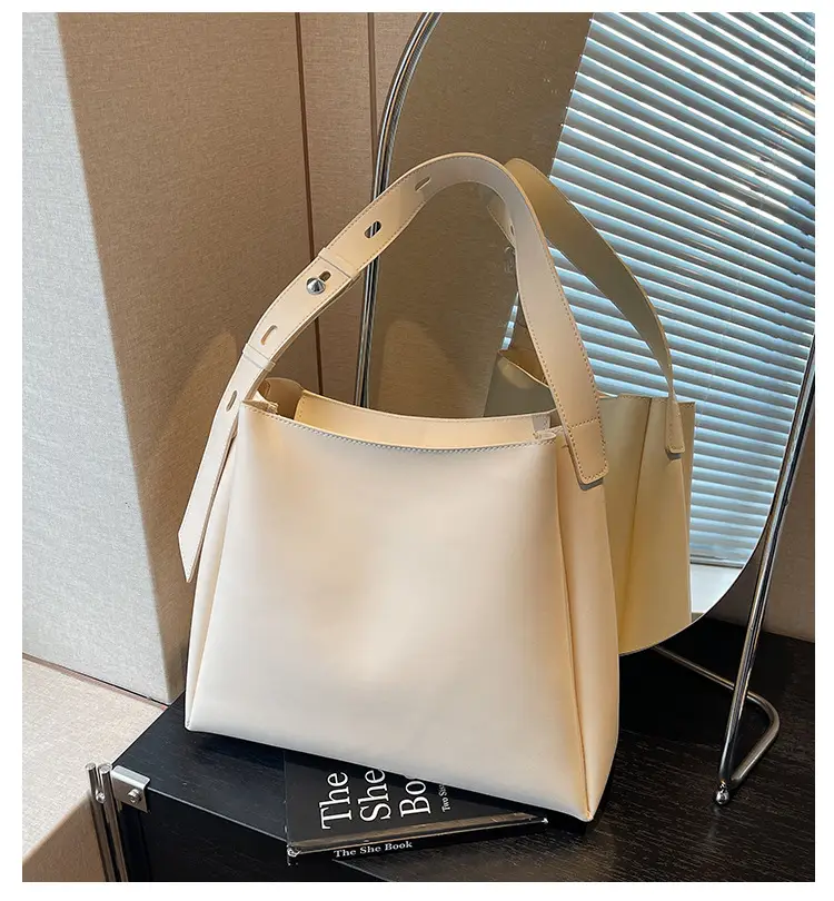 High-End Leather Shoulder Bag with Zipper & Crossbody — feature 1