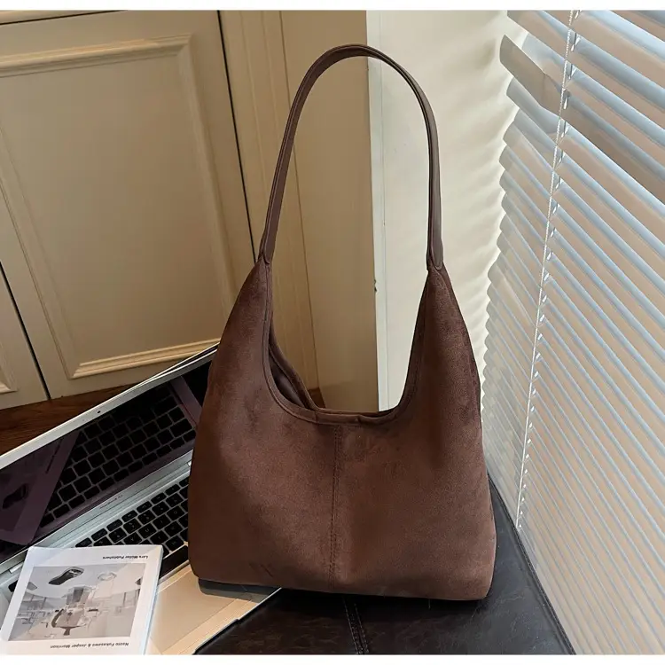 Large Capacity Suede Shoulder Bag for Women Autumn Winter 2025 — feature 15