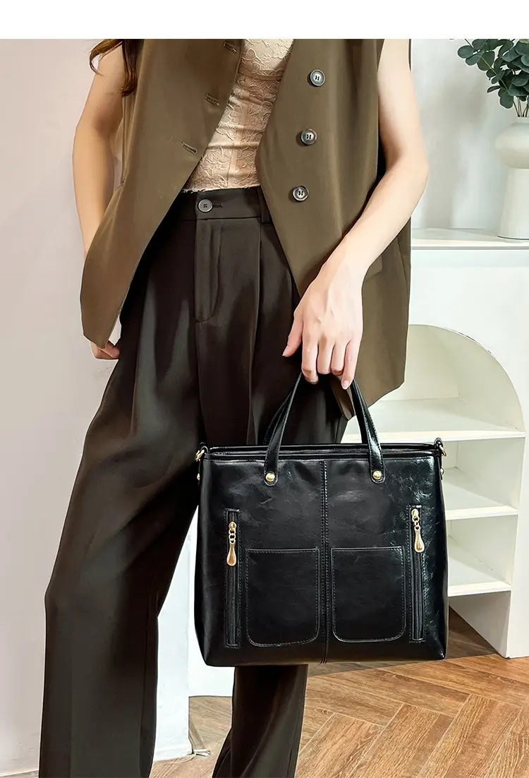 Women's Large Capacity Tote Bag Brown Black Leather — feature 18