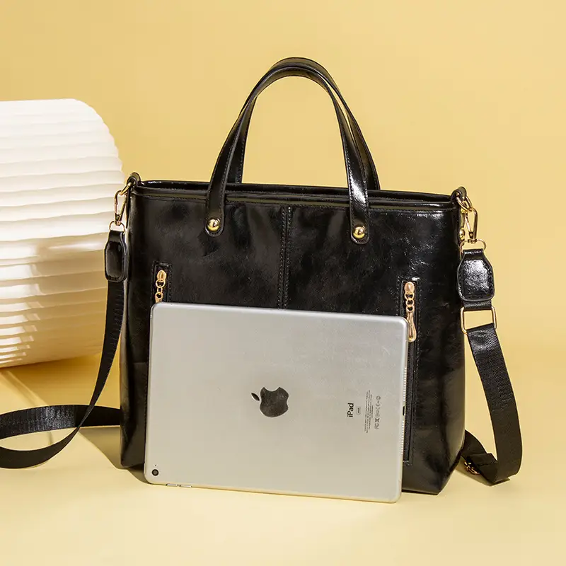 Women's Large Capacity Tote Bag Brown Black Leather — feature 23