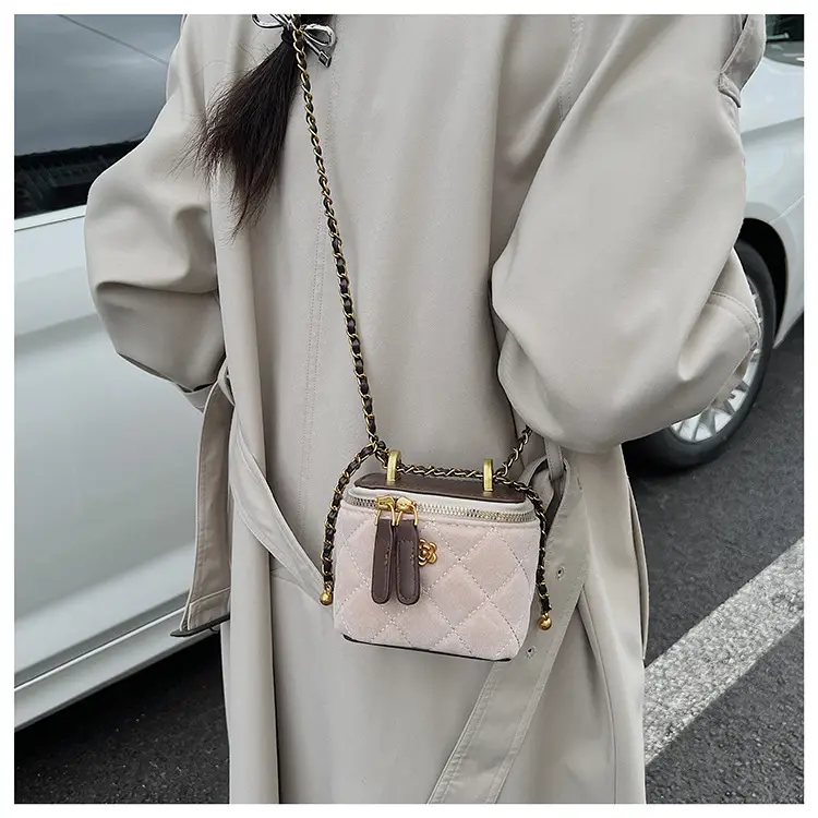 Women Diamond Embroidery Satchel Box Brown 2025 — feature 27