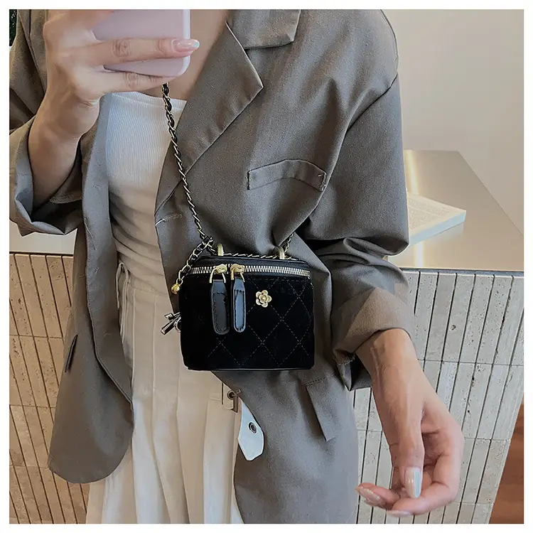 Women Diamond Embroidery Satchel Box Brown 2025 — feature 34