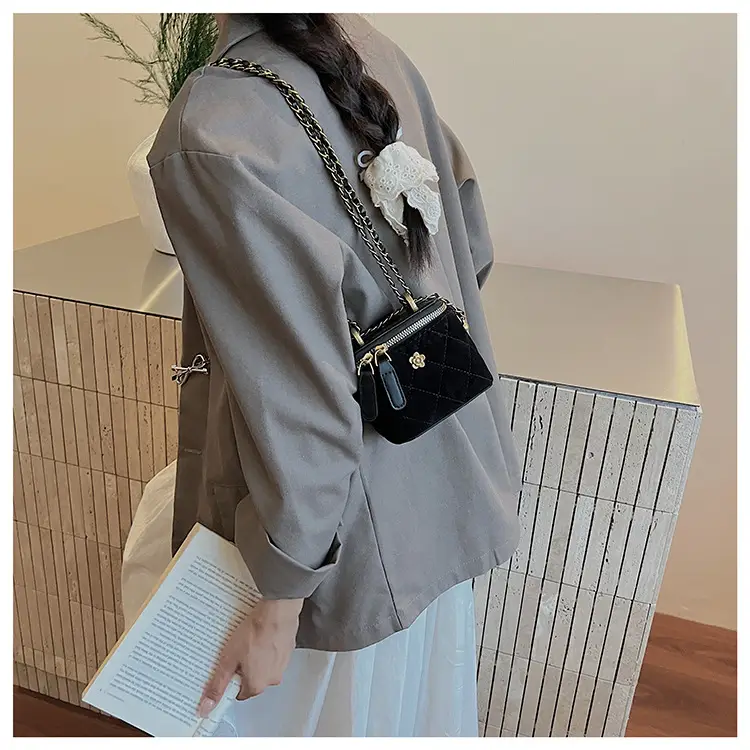 Women Diamond Embroidery Satchel Box Brown 2025 — feature 49