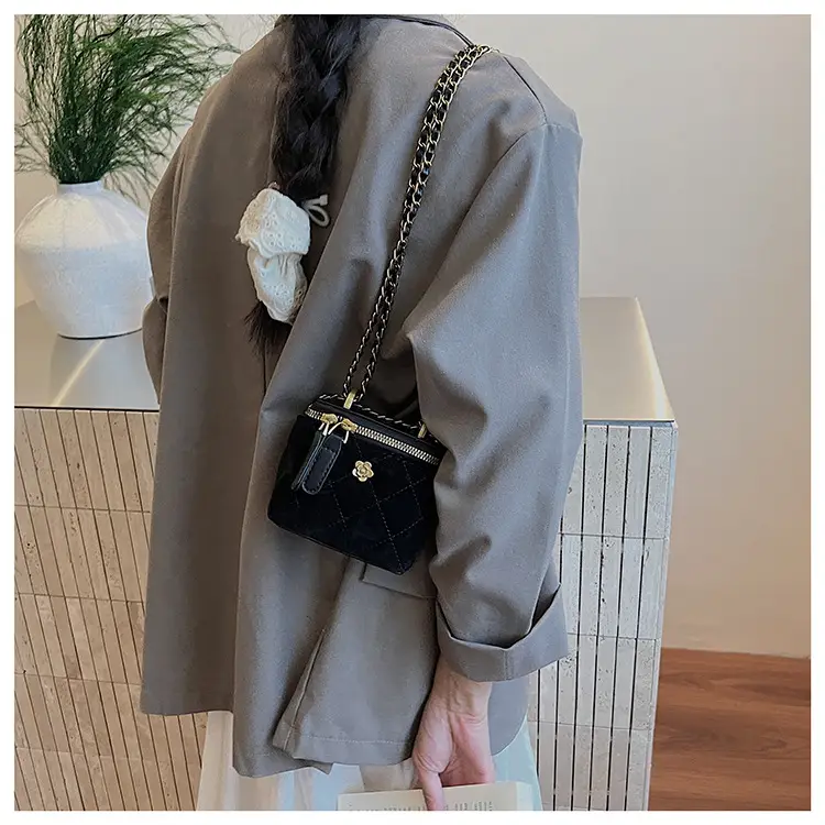 Women Diamond Embroidery Satchel Box Brown 2025 — feature 50