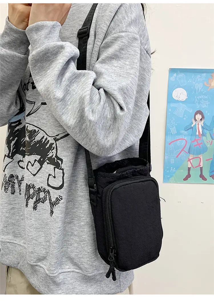 Black Cartoon Print Shoulder Bag for Girls — feature 10